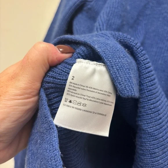 Lululemon Merino Wool-Blend Ribbed
Crewneck Sweater - Picture 9 of 11